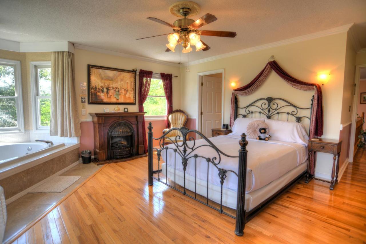 Blue Mountain Mist Country Inn Sevierville Exterior foto